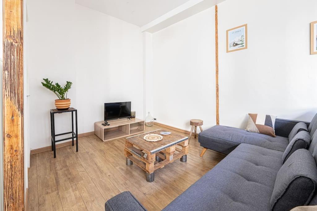 Le Charmant Hello Palois-T2-Wifi Lägenhet Pau Exteriör bild
